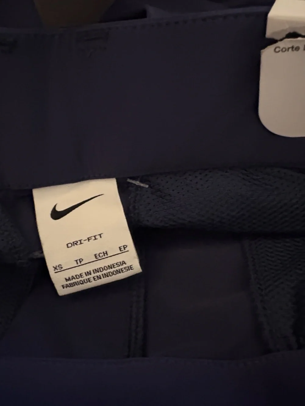 Nike Dri-FIT Tour Golf Pants - Picture 7 of 7